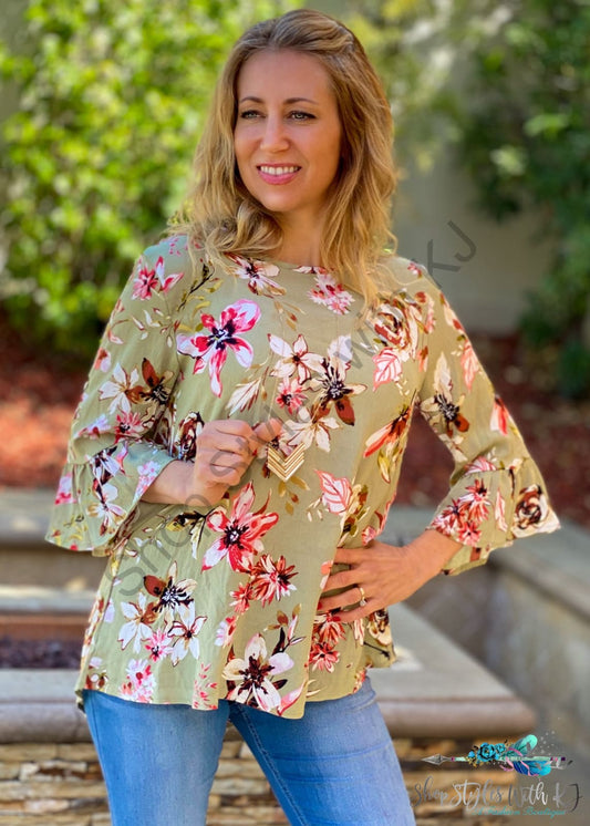 All Around Flowers Ruffled 3/4 Sleeve Top