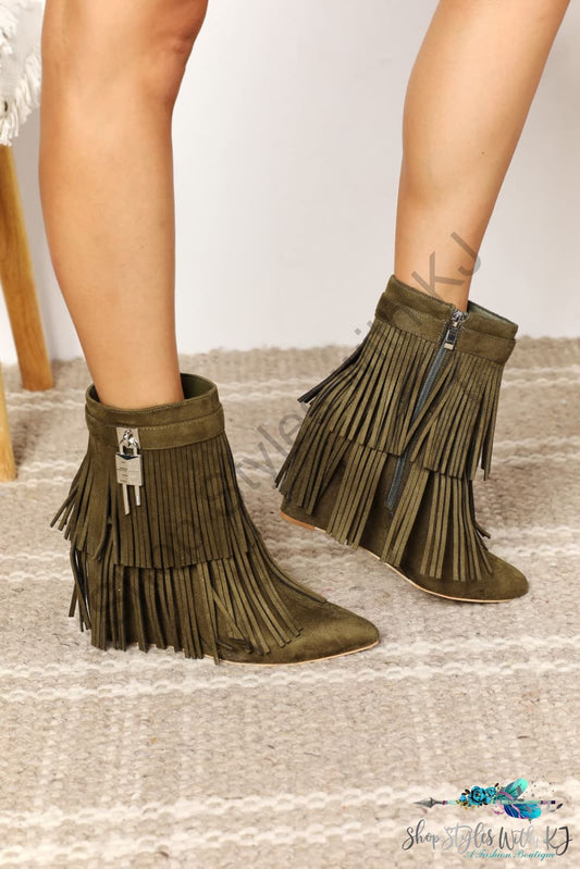 Legend Womens Tassel Wedge Heel Ankle Booties