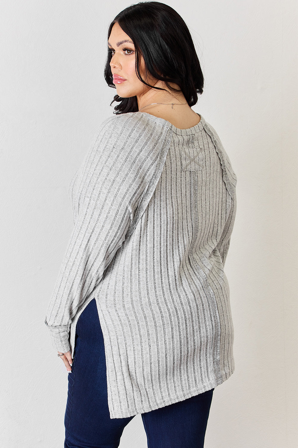 Ribbed Round Neck Slit T-Shirt - 5 Colors