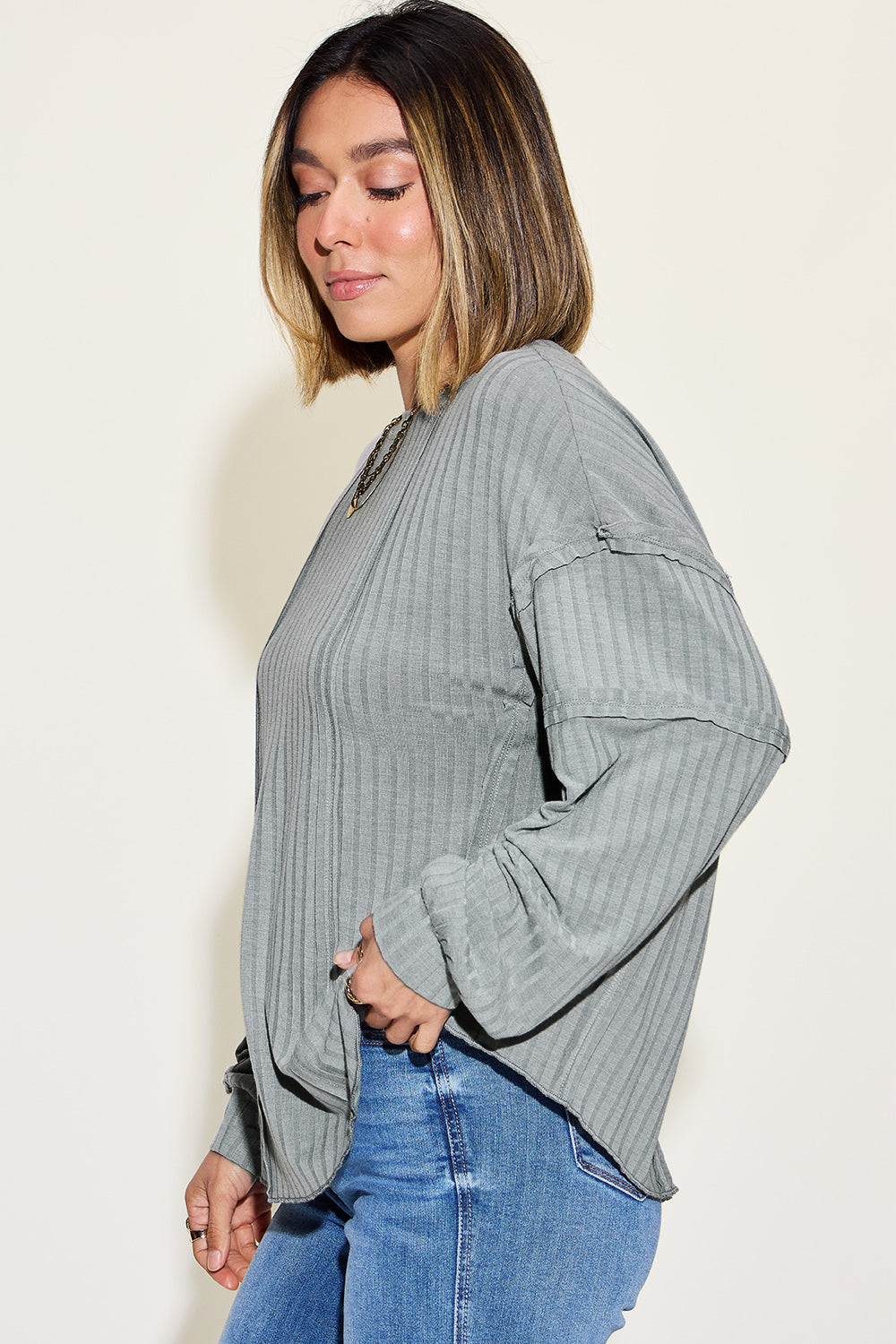 Ribbed Round Neck Long Sleeve T-Shirt - 8 Colors