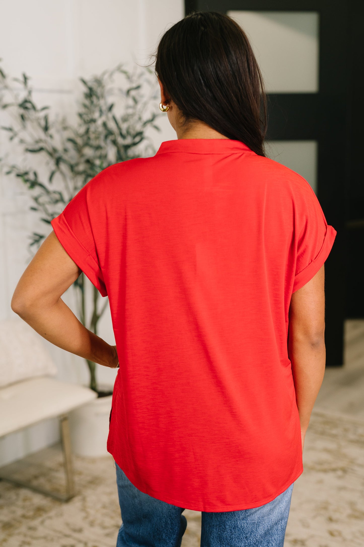 Lizzy Bloom Split Neck Blouse in Red