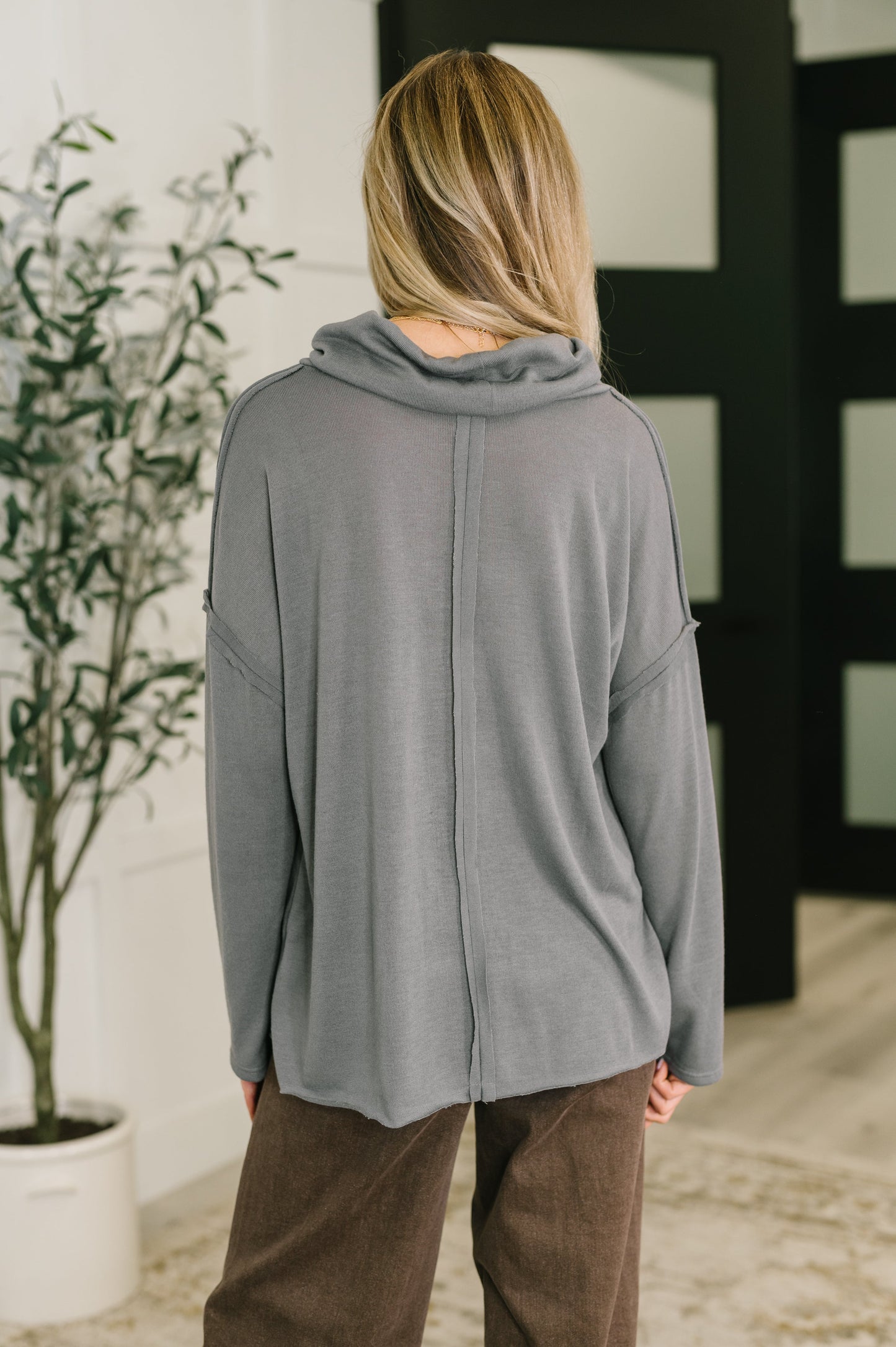 Metro Flow Center Seam Turtleneck Top