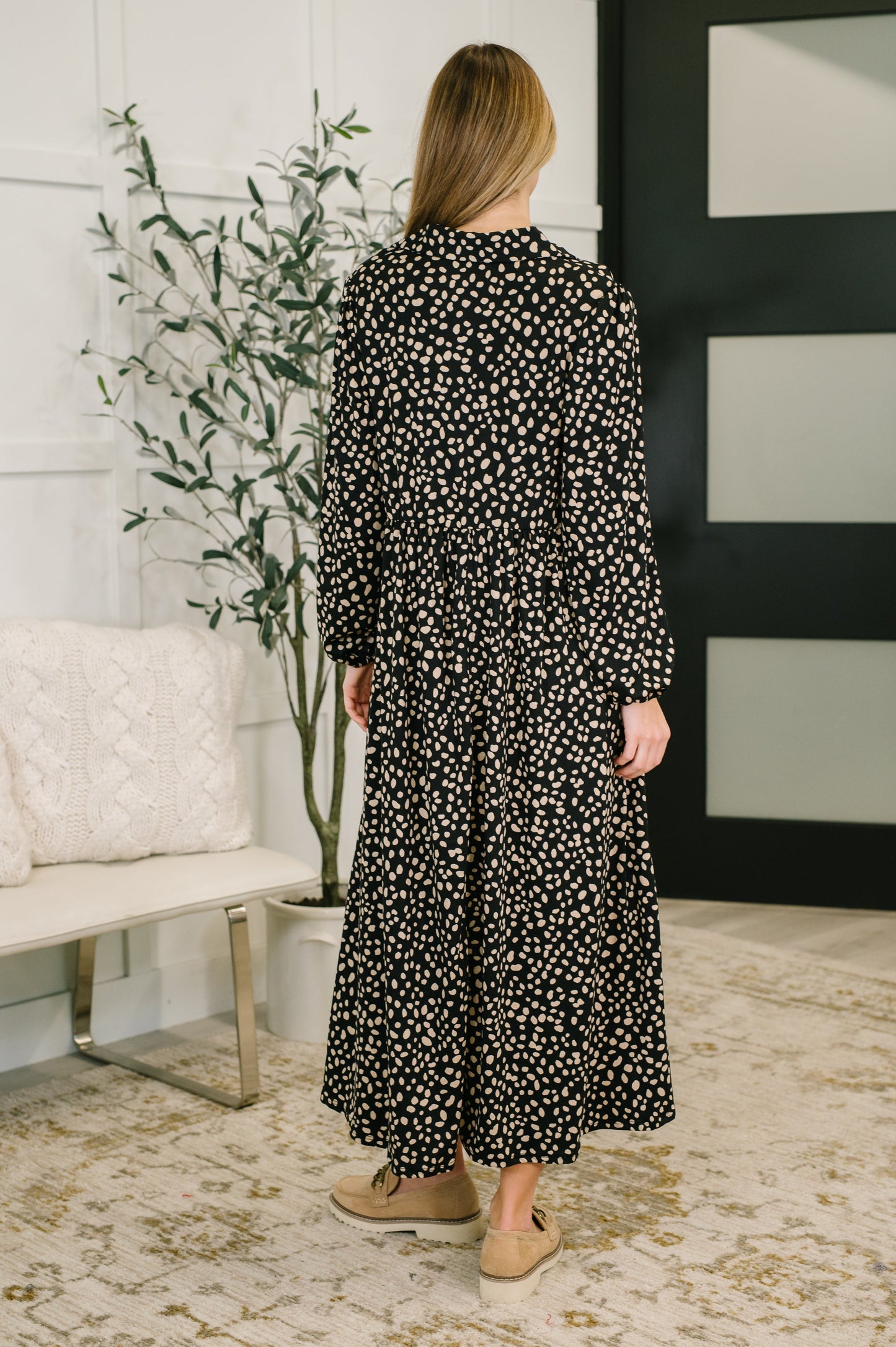 Promotional Proposal Collared Dress in Black and Khaki