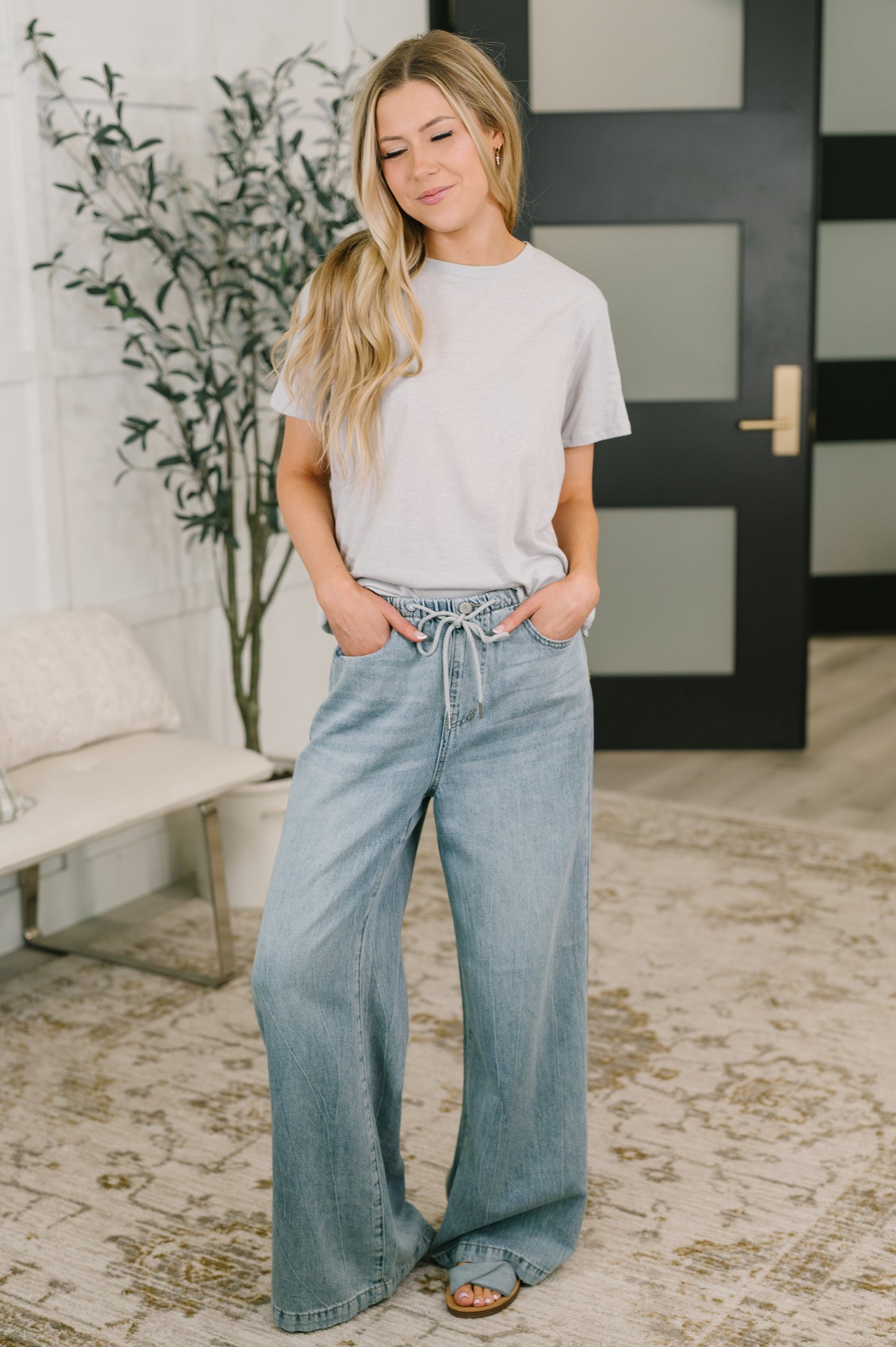 Rest Assured Basic Relaxed Tee in Heather Grey
