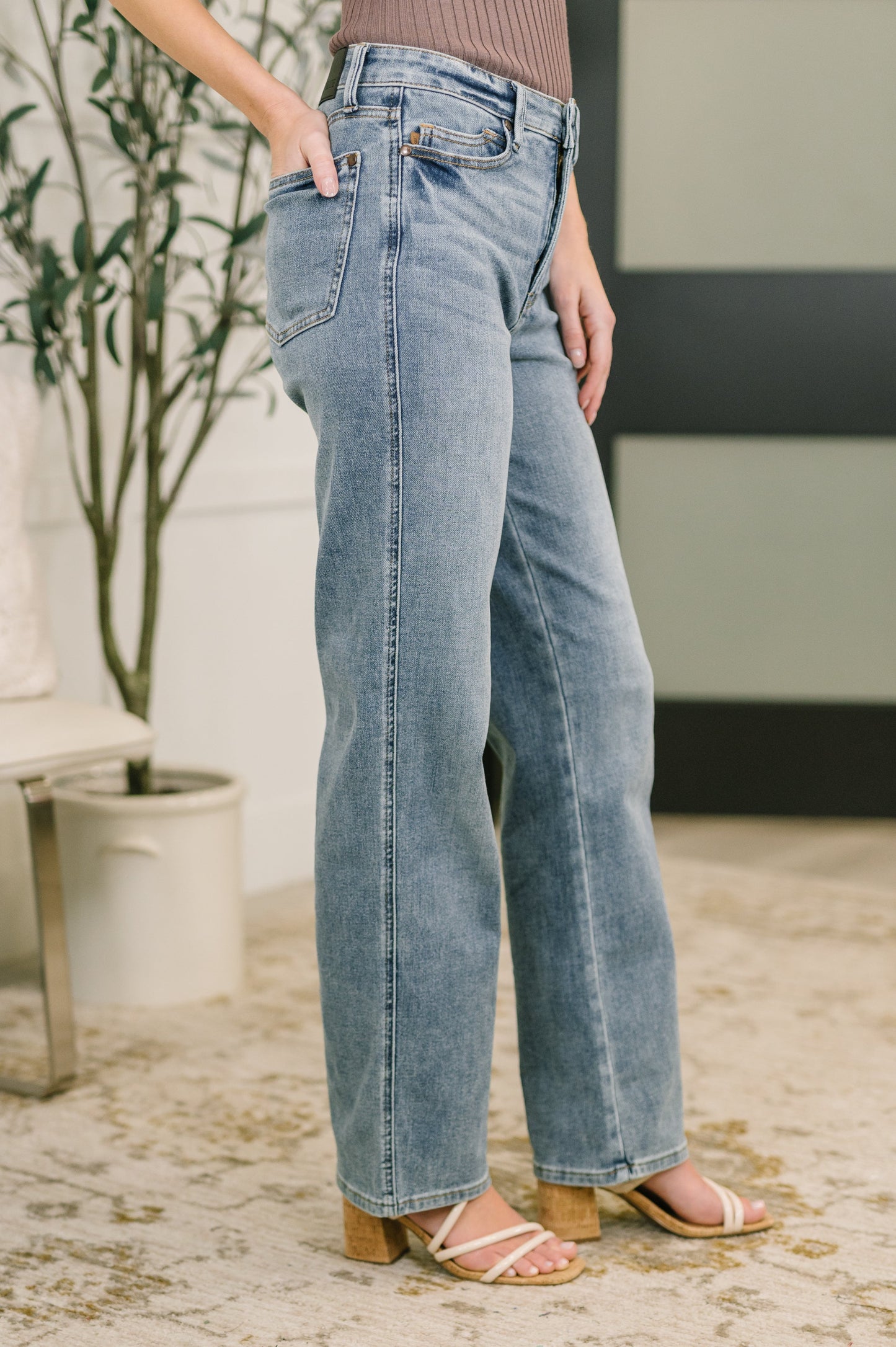 Judy Blue High Waist Tummy Control Slim Straight Jeans