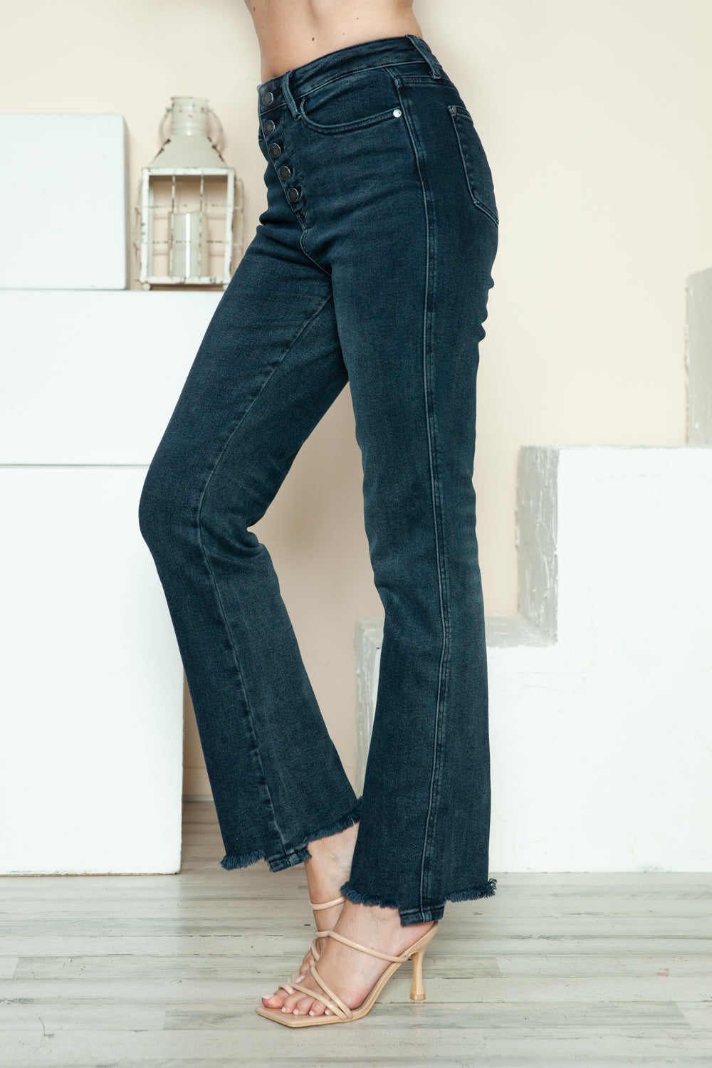 Judy Blue Button Fly Hem Destroy High Rise Straight Jeans