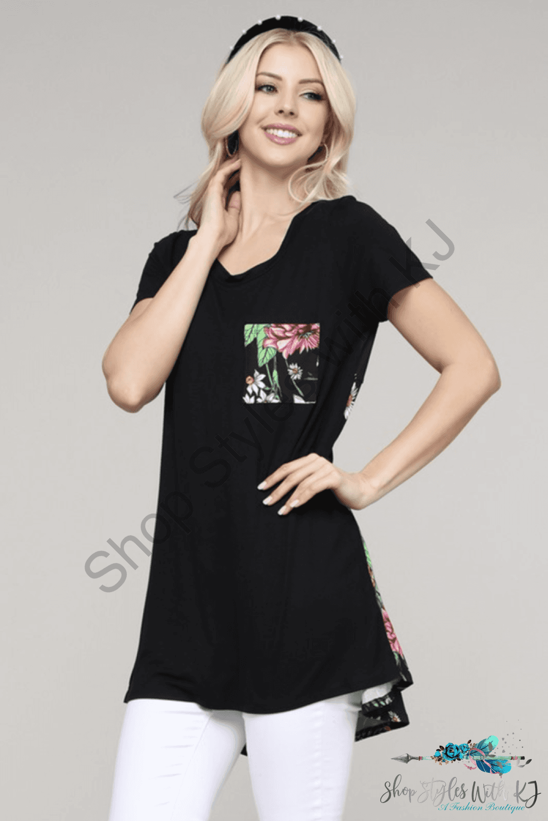 Daisy Mae Short Sleeve Tunic - Size Small