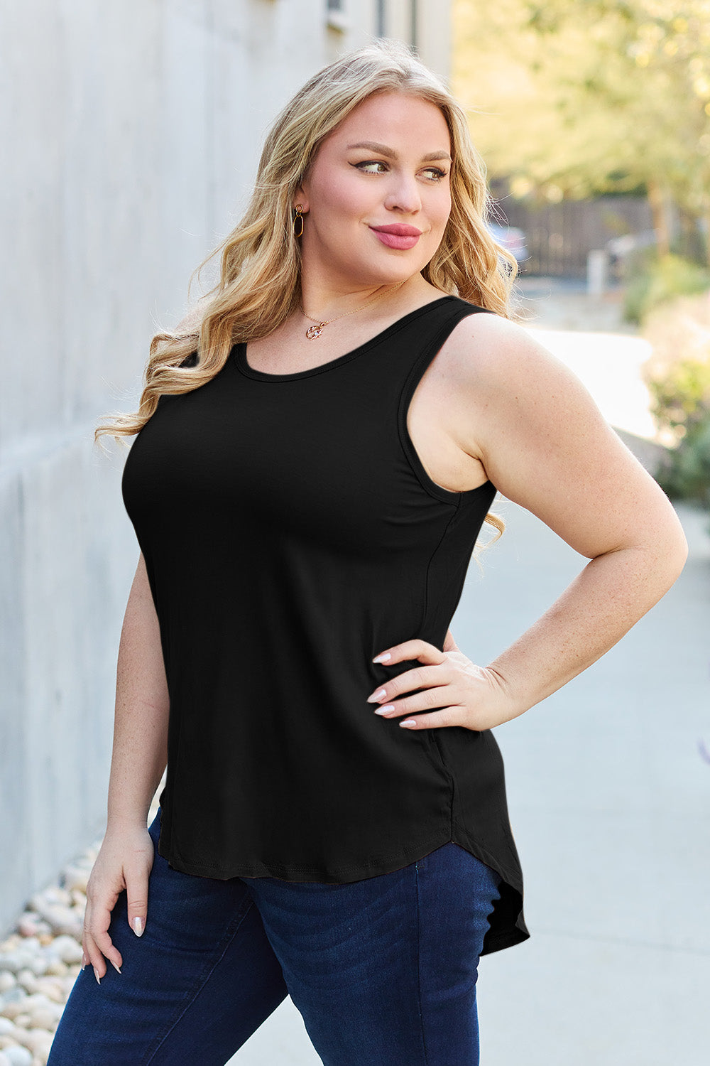 Round Neck Tank - 5 colors