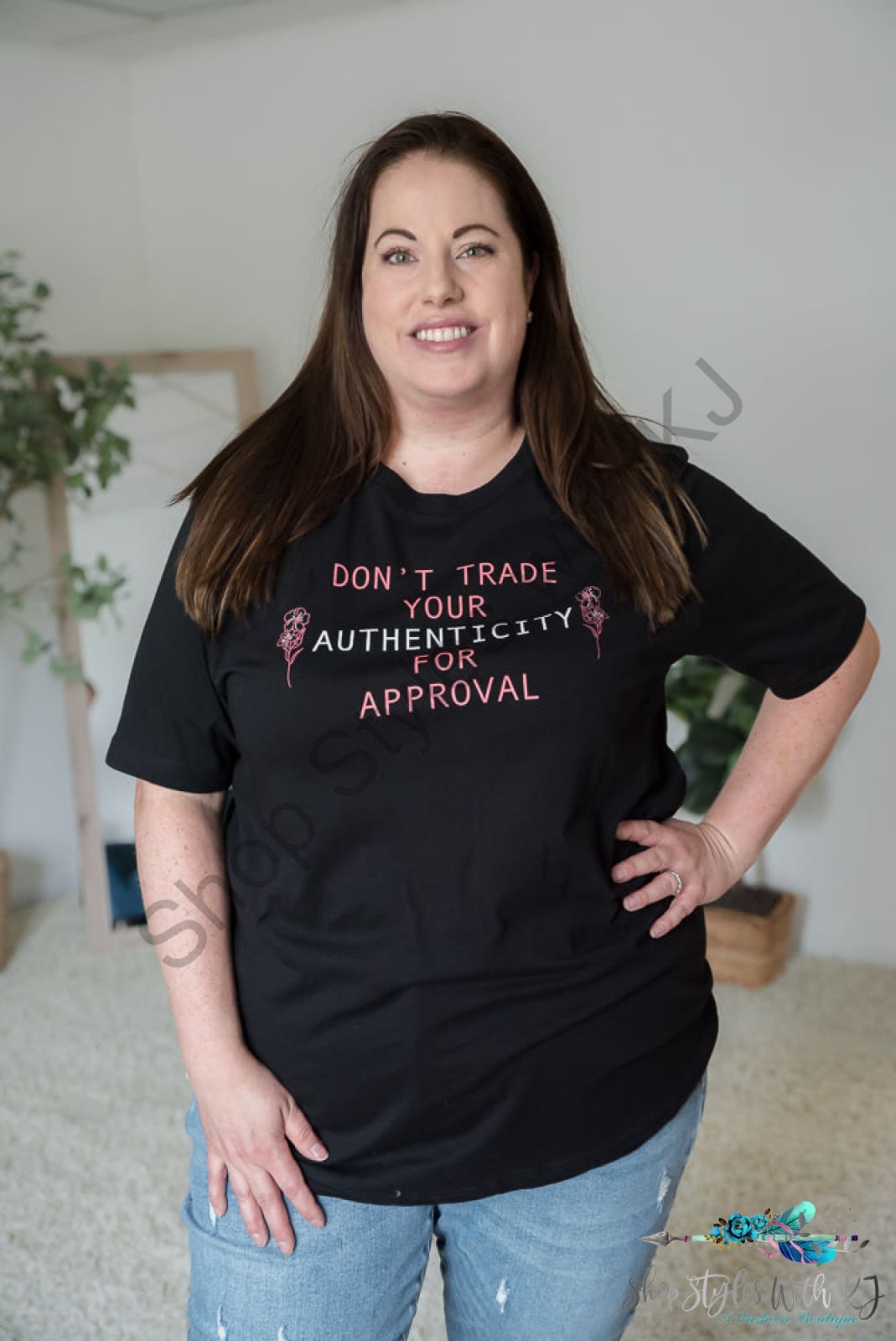 Dont Trade Your Authenticity Graphic Tee Bt