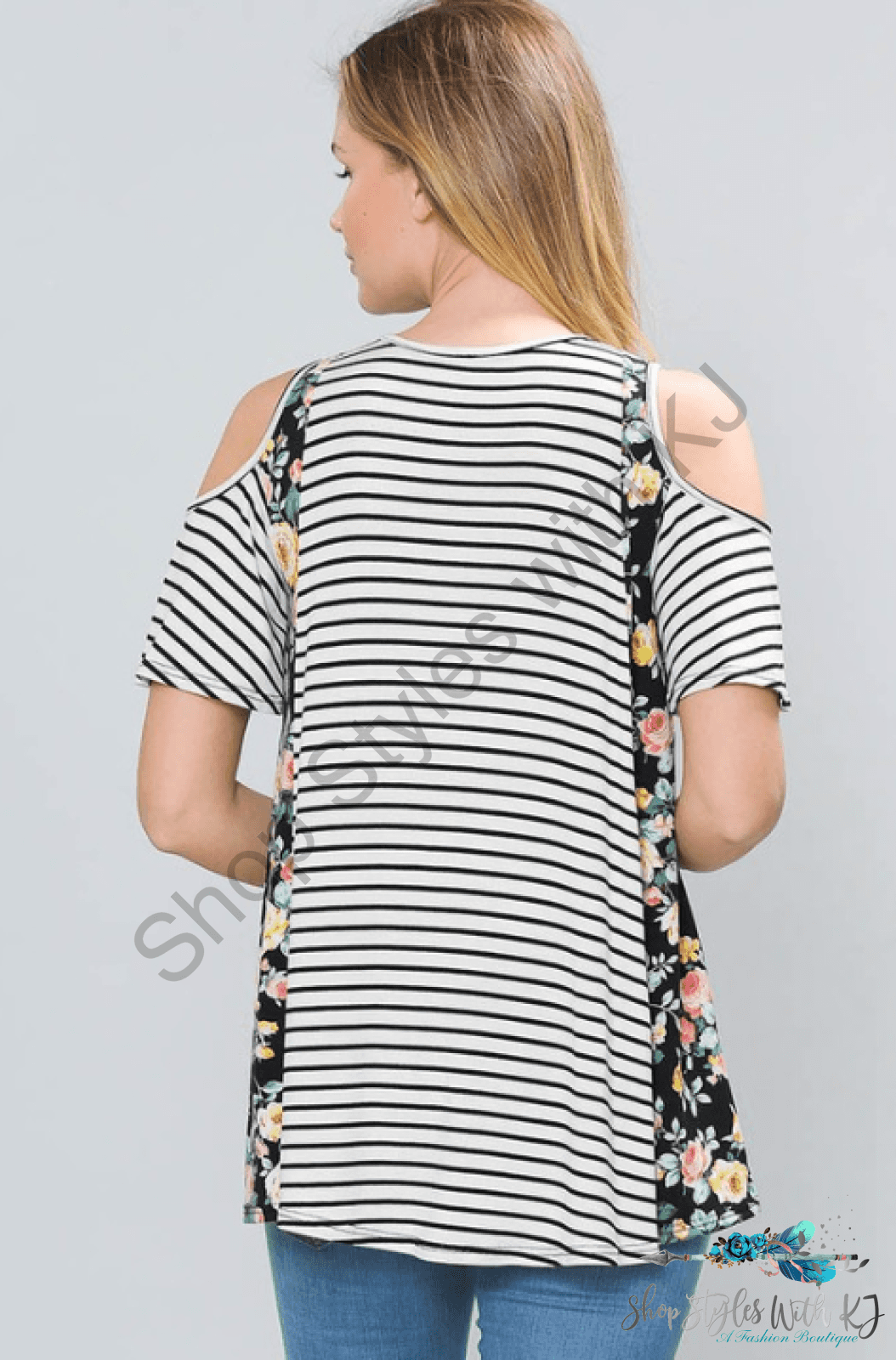 Into The Garden Cold Shoulder Top - Size Small