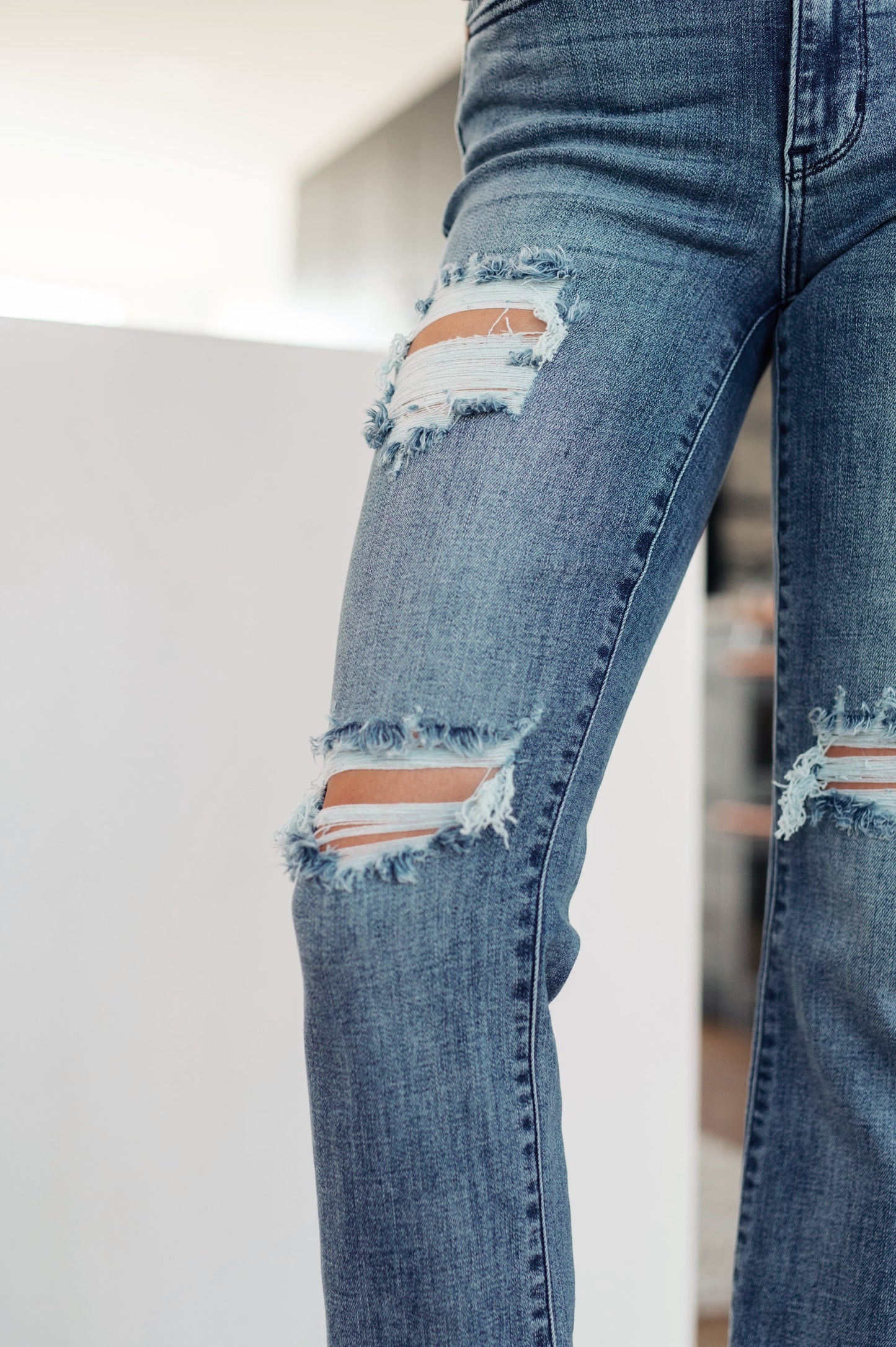 Judy Blue Mid Rise Destroyed Straight Jeans
